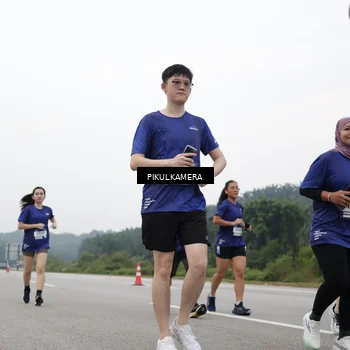 Runner Photo 7499647