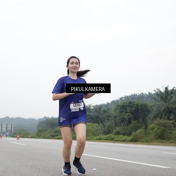 Runner Photo 7499650