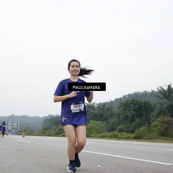 Runner Photo 7499652
