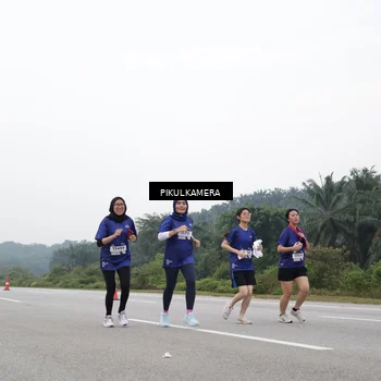 Runner Photo 7499661
