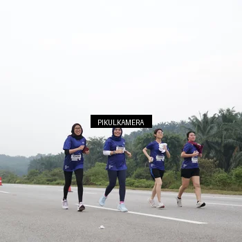 Runner Photo 7499663