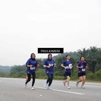 Runner Photo 7499664