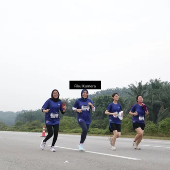 Runner Photo 7499665