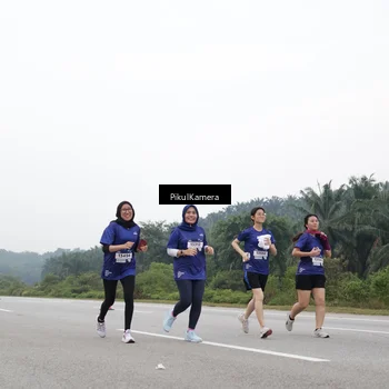Runner Photo 7499666