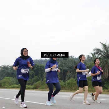 Runner Photo 7499669