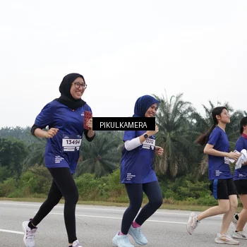 Runner Photo 7499680