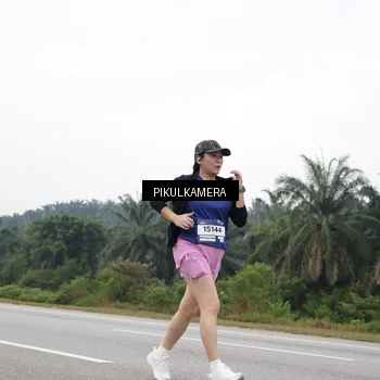 Runner Photo 7499691