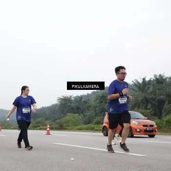 Runner Photo 7499712