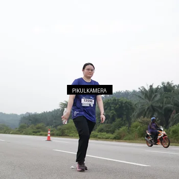 Runner Photo 7499720