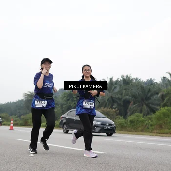 Runner Photo 7499737
