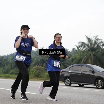 Runner Photo 7499742