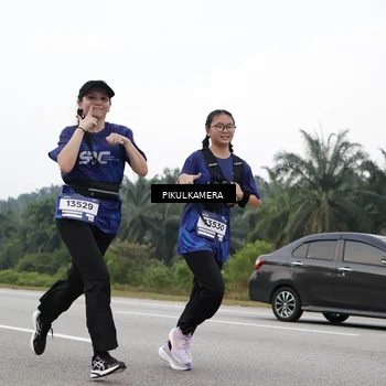 Runner Photo 7499745