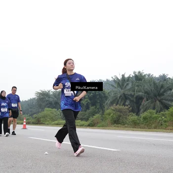 Runner Photo 7499754