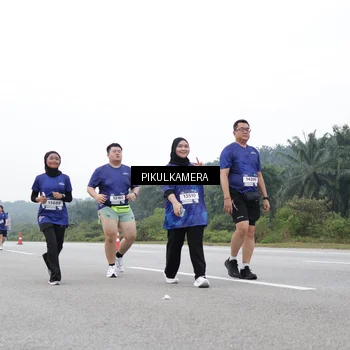 Runner Photo 7499763