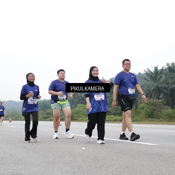 Runner Photo 7499764