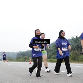 Runner Photo 7499768