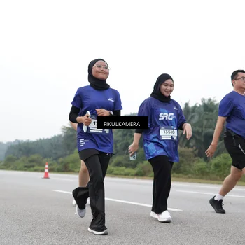 Runner Photo 7499770