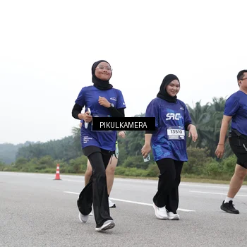 Runner Photo 7499771