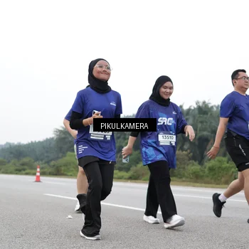 Runner Photo 7499773
