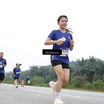 Runner Photo 7499781
