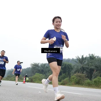 Runner Photo 7499783