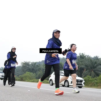Runner Photo 7499791