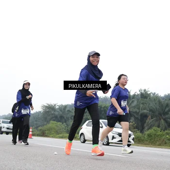 Runner Photo 7499794