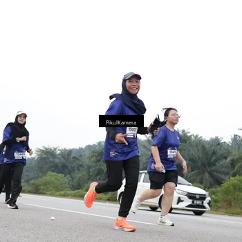 Runner Photo 7499795
