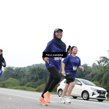 Runner Photo 7499798