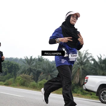 Runner Photo 7499809