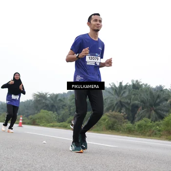 Runner Photo 7499817