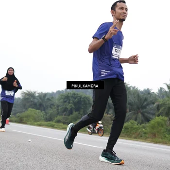 Runner Photo 7499821