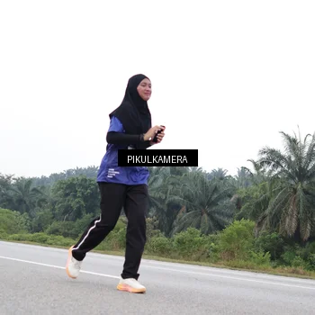 Runner Photo 7499824