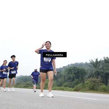 Runner Photo 7499839