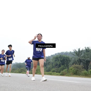 Runner Photo 7499841