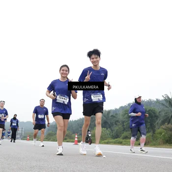 Runner Photo 7499846