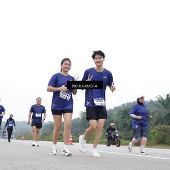 Runner Photo 7499848