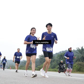 Runner Photo 7499850
