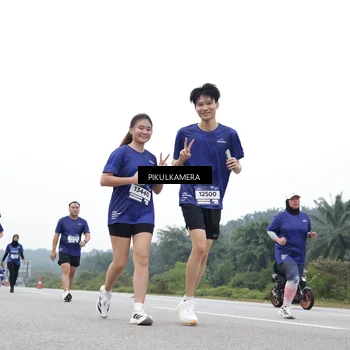 Runner Photo 7499851