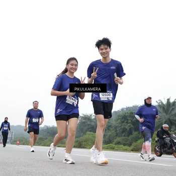 Runner Photo 7499852