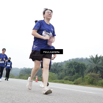 Runner Photo 7499868