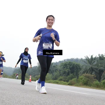 Runner Photo 7499884