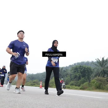 Runner Photo 7499891