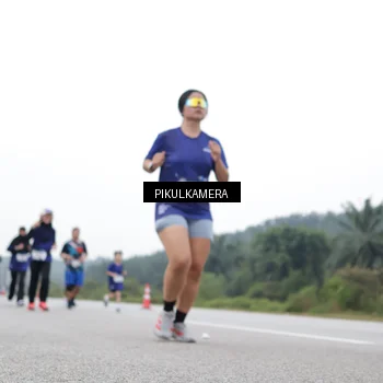 Runner Photo 7499903