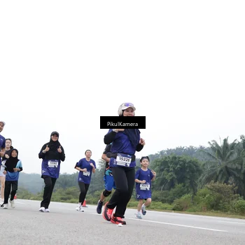 Runner Photo 7499913