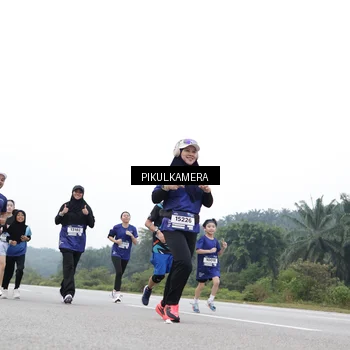 Runner Photo 7499916