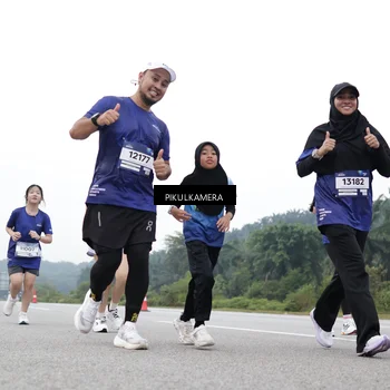 Runner Photo 7499926