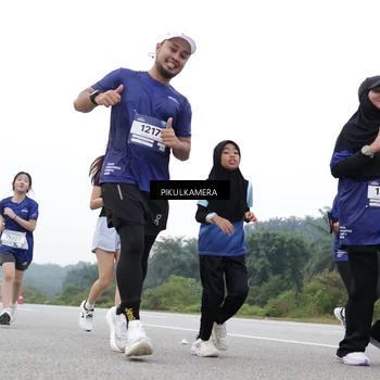 Runner Photo 7499927