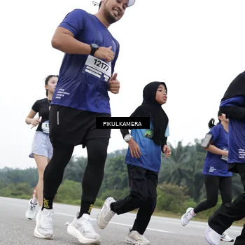 Runner Photo 7499930