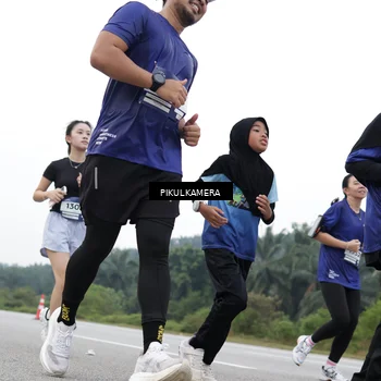 Runner Photo 7499931